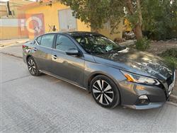 نيسان ألتيما